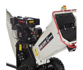 Lumag hakselaar met sterke Benzinemotor type HC10PRO-NL